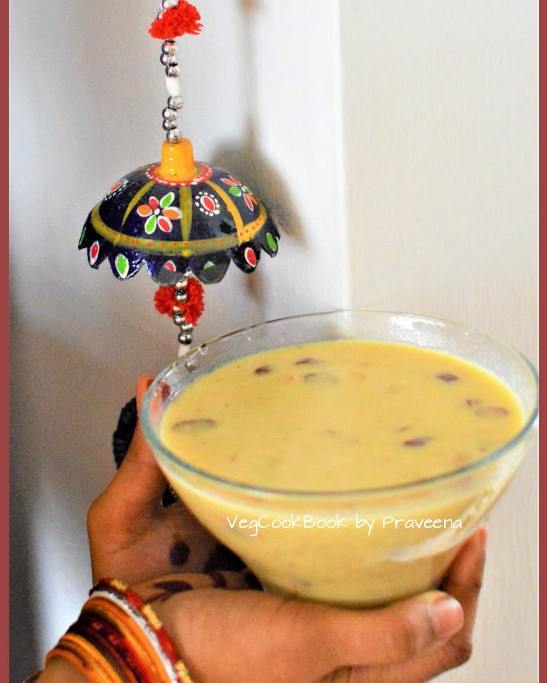 Pesarapappu Payasam / Yellow Moong Dal Kheer
