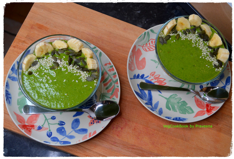 Avocado Spinach Green Smoothie Bowl