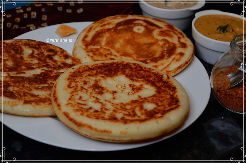 Dibba Rotte / Minapa Rotti / Plumpy Roti (Andhra style)