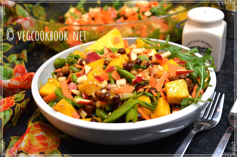 Chickpea (Sprouts) Mango Salad with Simple Dressing